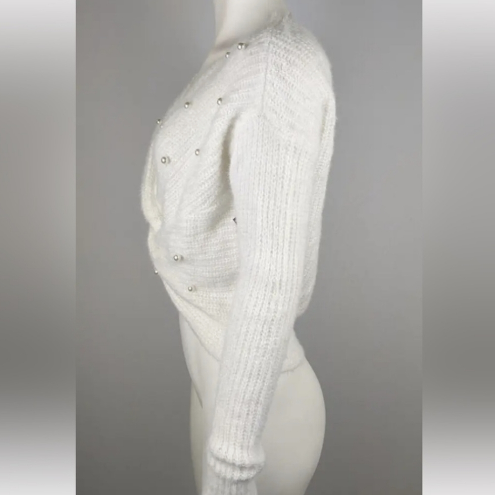 No boundaries White Twist Sweater - Picture 4 of 8